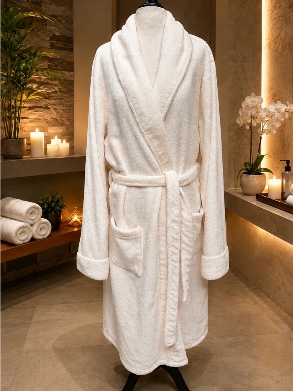 Elizabeth Arden Spa Essentials Plush Cream Robe with Shawl Collar L/XL